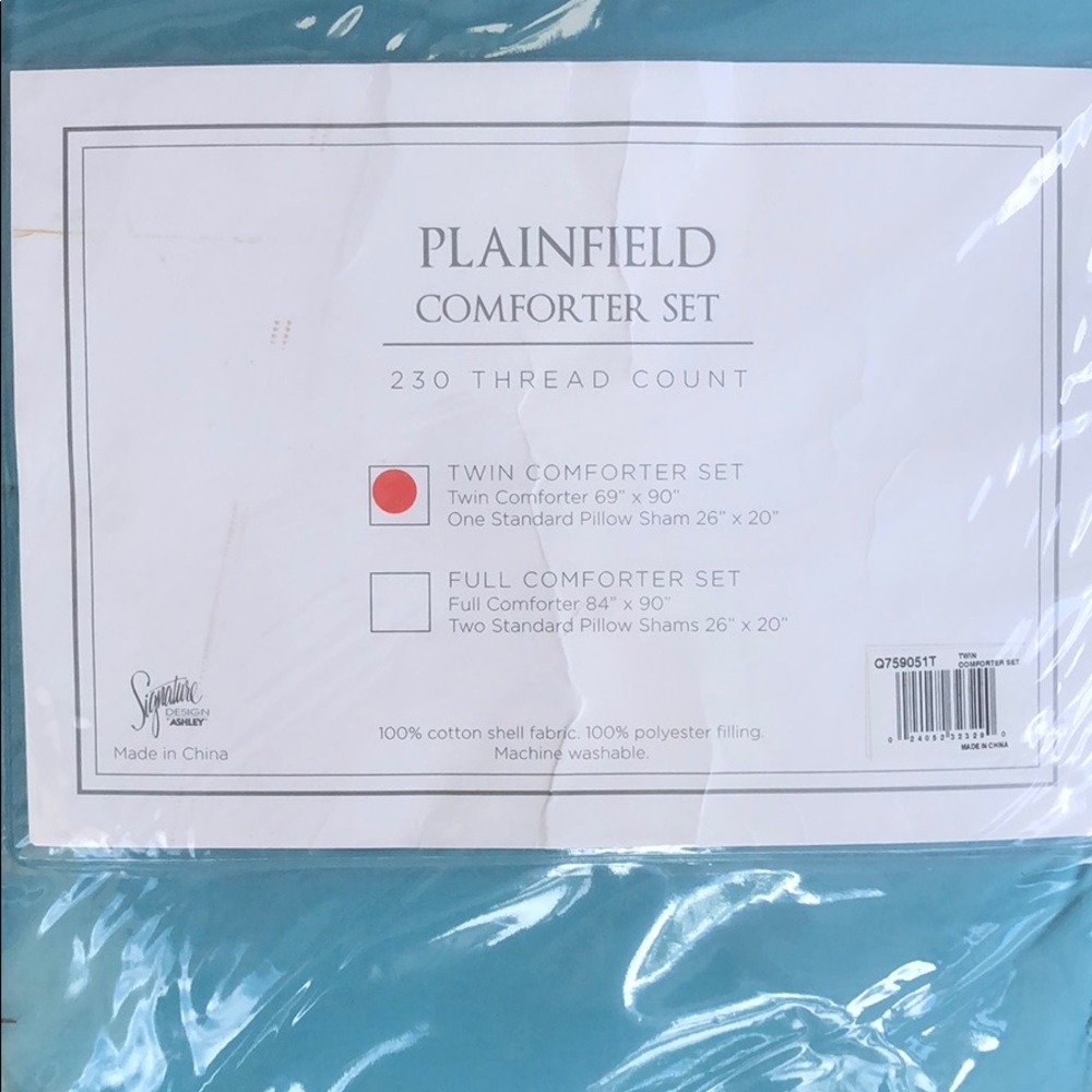 Twin comforter set